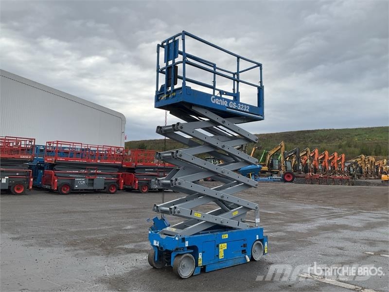 Genie GS-3232 Scissor lifts