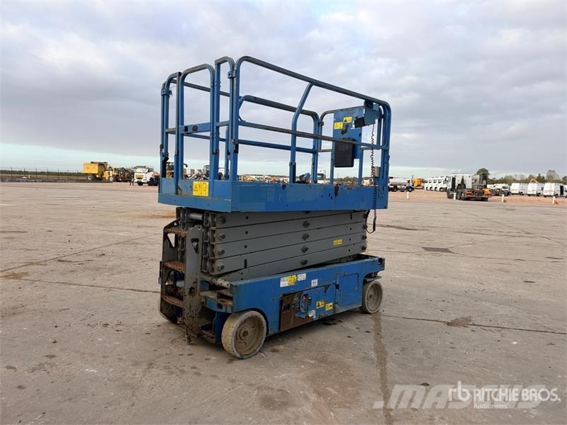 Genie GS-3246 Scissor lifts