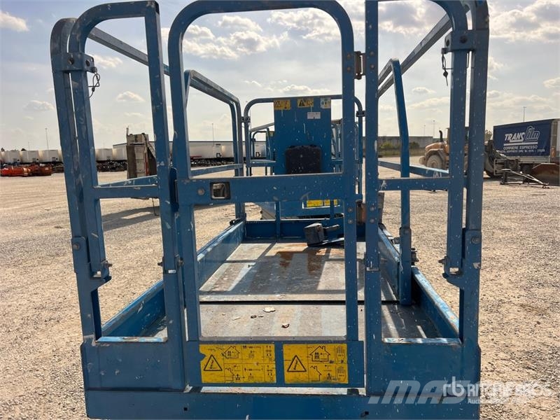 Genie GS-3246 Ollós emelők