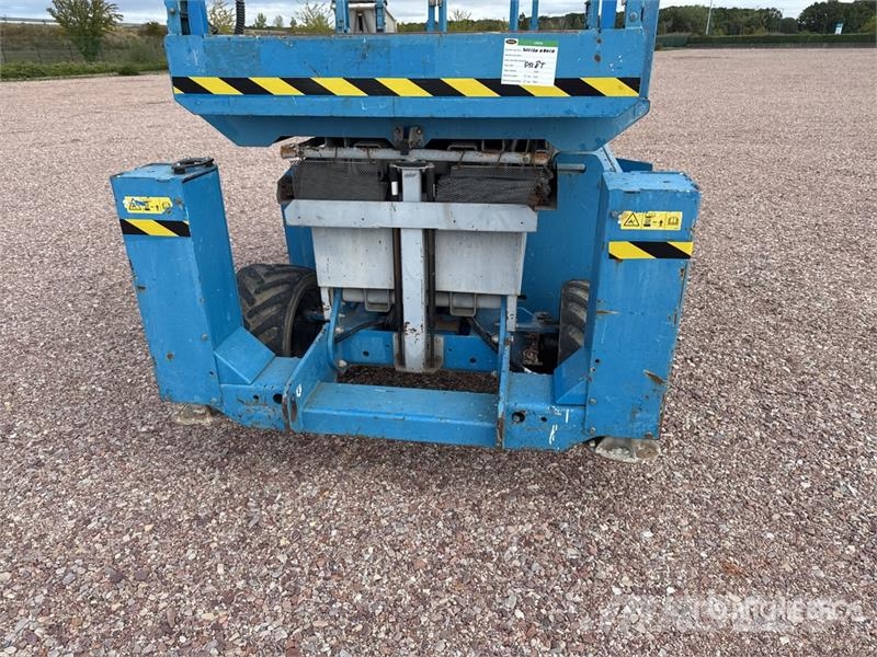 Genie GS-3268 Nacelle ciseaux