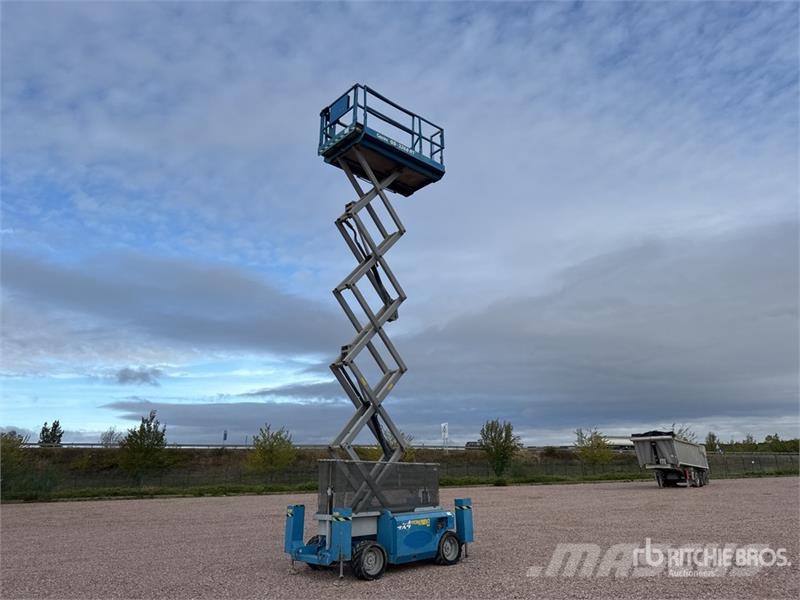 Genie GS-3268 Nacelle ciseaux