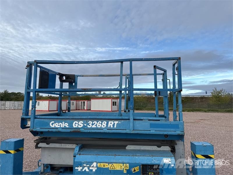 Genie GS-3268 Nacelle ciseaux