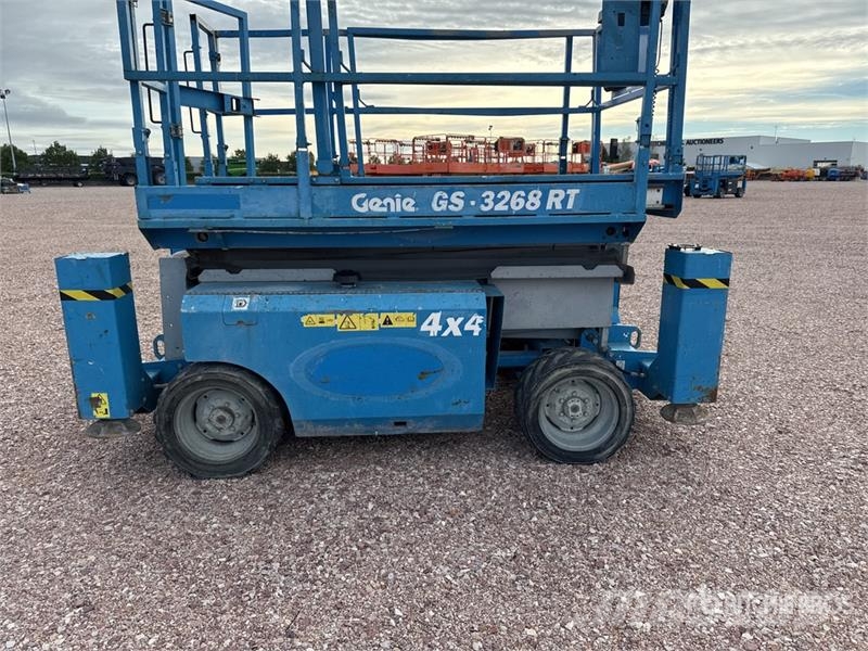 Genie GS-3268 Nacelle ciseaux