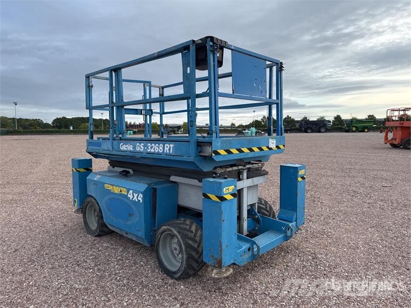 Genie GS-3268 Nacelle ciseaux