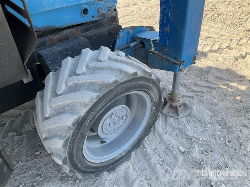 Genie GS 33369 RT Diesel Nacelle Ciseau Scissor Lift Škarjaste dvižne ploščadi