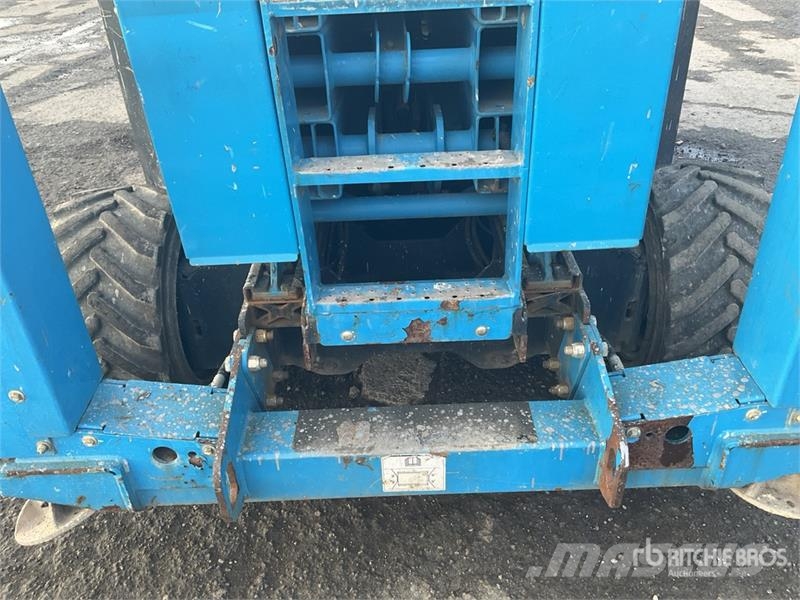 Genie GS-3369RT Scheren-Arbeitsbühnen