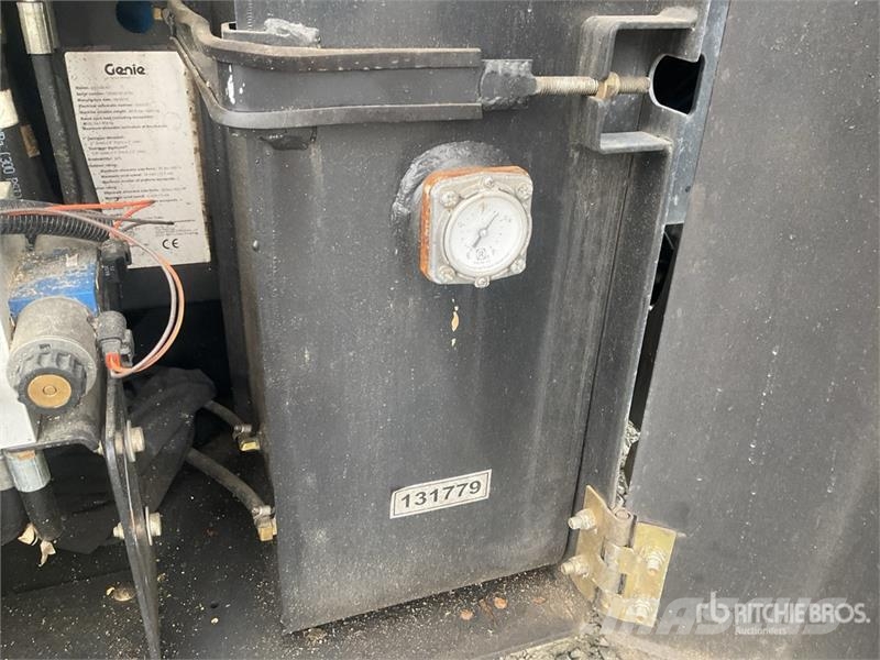 Genie GS-3369RT Scheren-Arbeitsbühnen