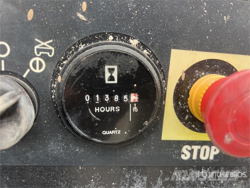 Genie GS-3369RT Šķerveida pacēlāji