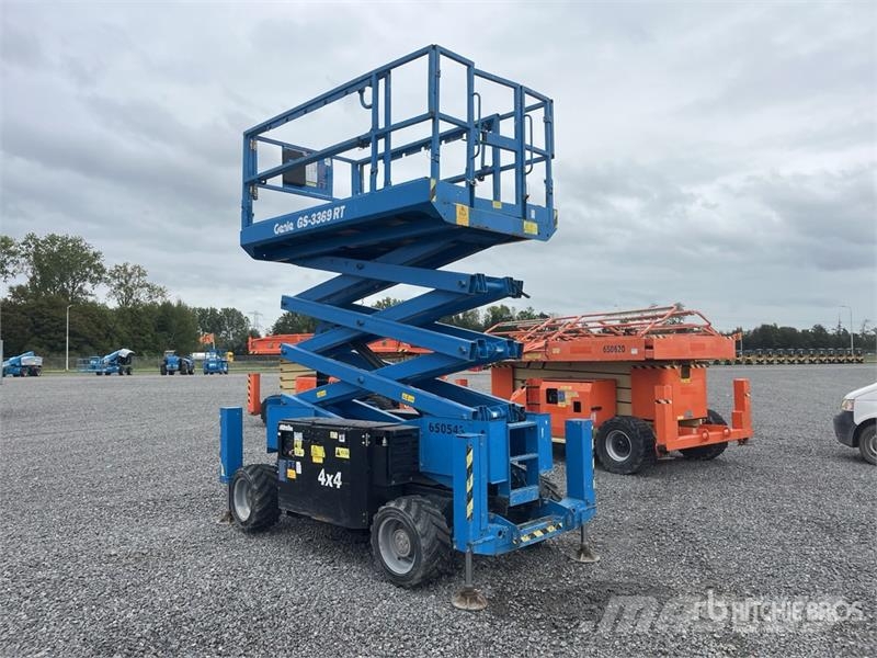 Genie GS-3369RT Šķerveida pacēlāji