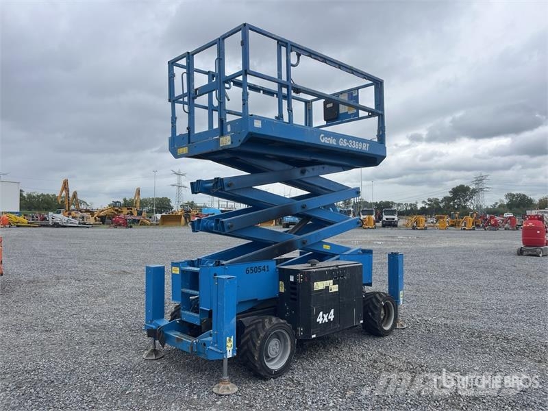 Genie GS-3369RT Šķerveida pacēlāji