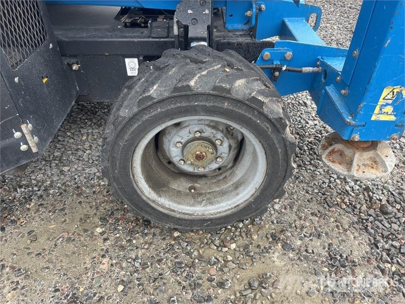 Genie GS-3369RT Šķerveida pacēlāji