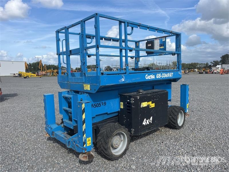 Genie GS-3369RT Šķerveida pacēlāji
