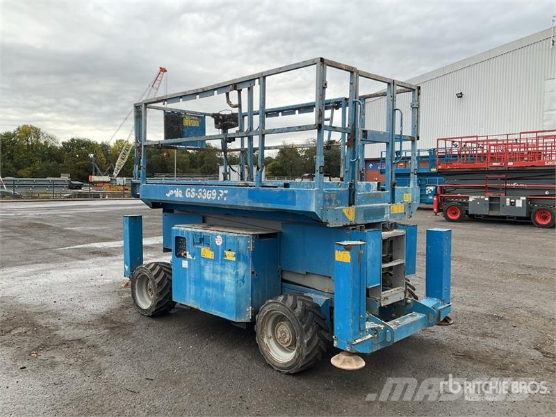 Genie GS-3369RT Scissor lifts