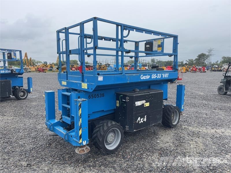 Genie GS-3369RT Šķerveida pacēlāji