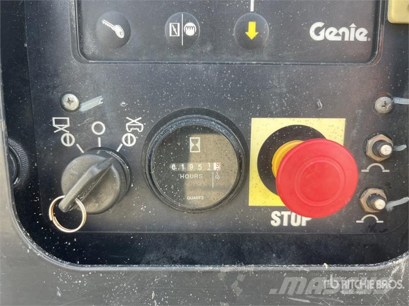 Genie GS-3369RT Šķerveida pacēlāji