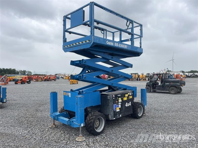 Genie GS-3369RT Šķerveida pacēlāji