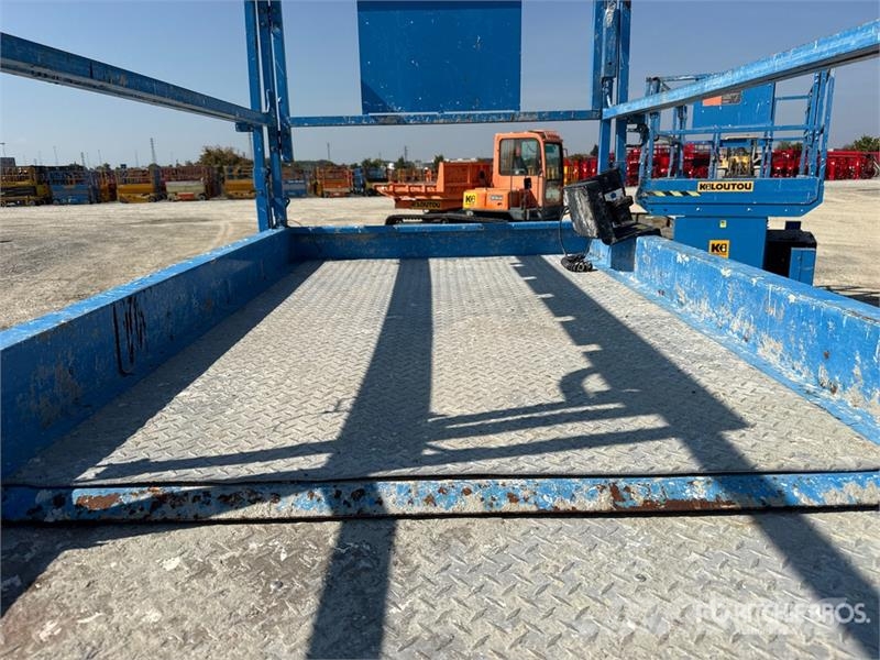 Genie GS-3369RT Škarjaste dvižne ploščadi