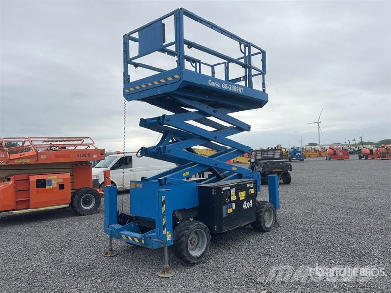 Genie GS-3369RT Šķerveida pacēlāji