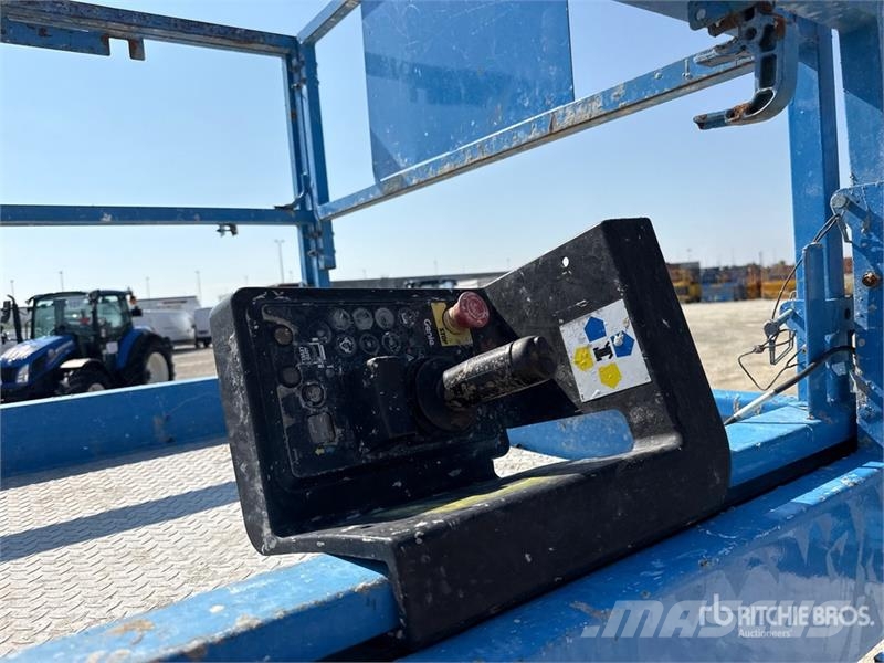 Genie GS-3369RT Škarjaste dvižne ploščadi