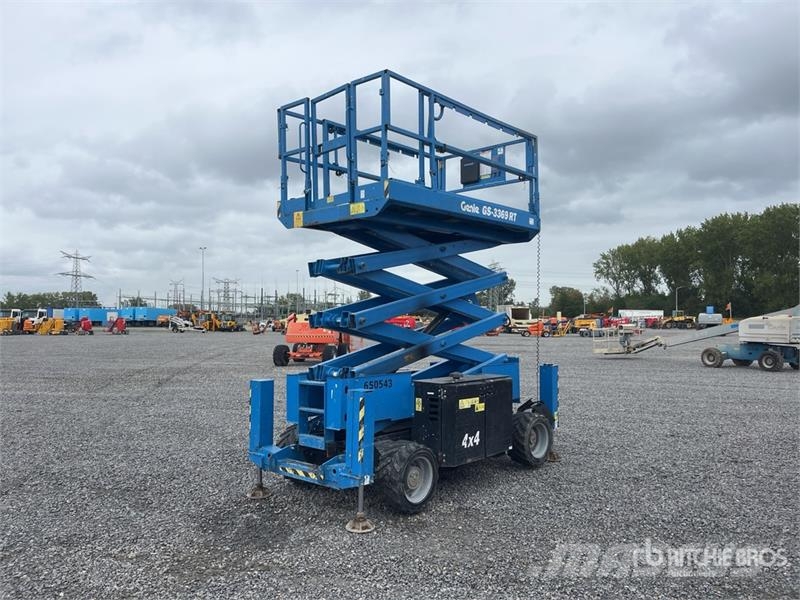 Genie GS-3369RT Šķerveida pacēlāji