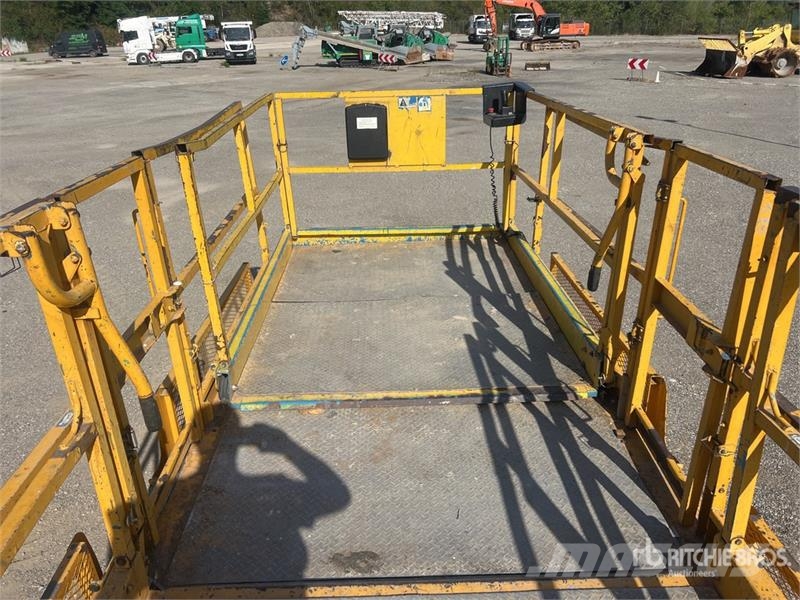 Genie GS-3384 4x4 Diesel Nacelle Ciseau Scissor Lift Nacelle ciseaux