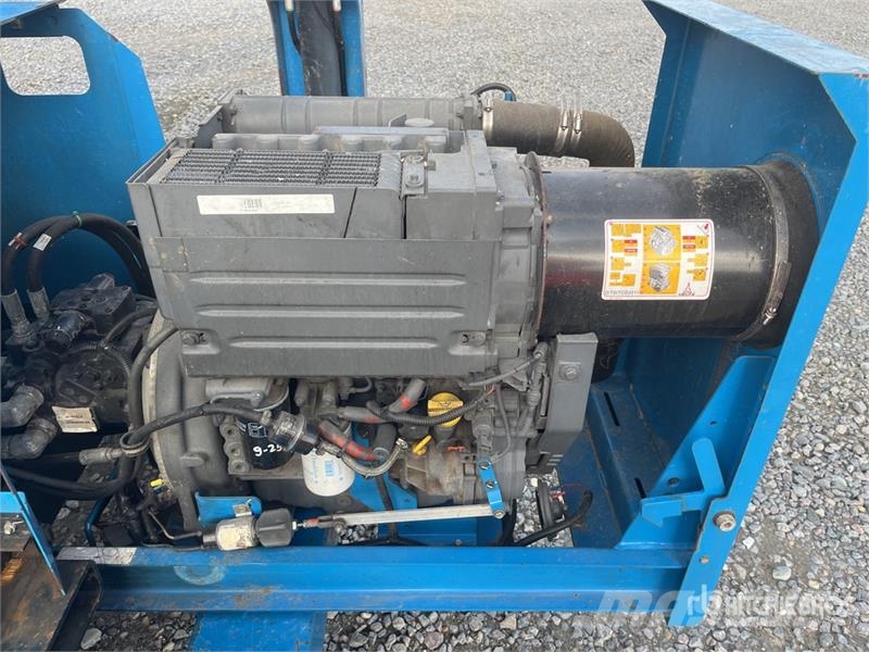 Genie GS-3390 Škarjaste dvižne ploščadi