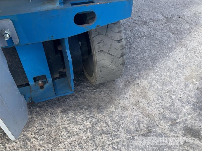 Genie GS-4047 Käärtõstukid