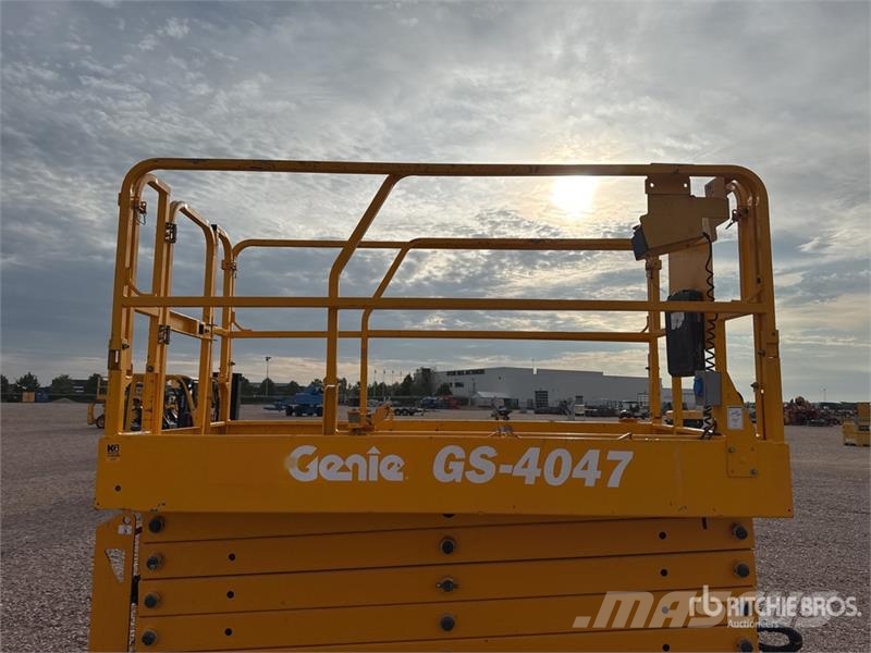 Genie GS-4047 剪叉式升降机