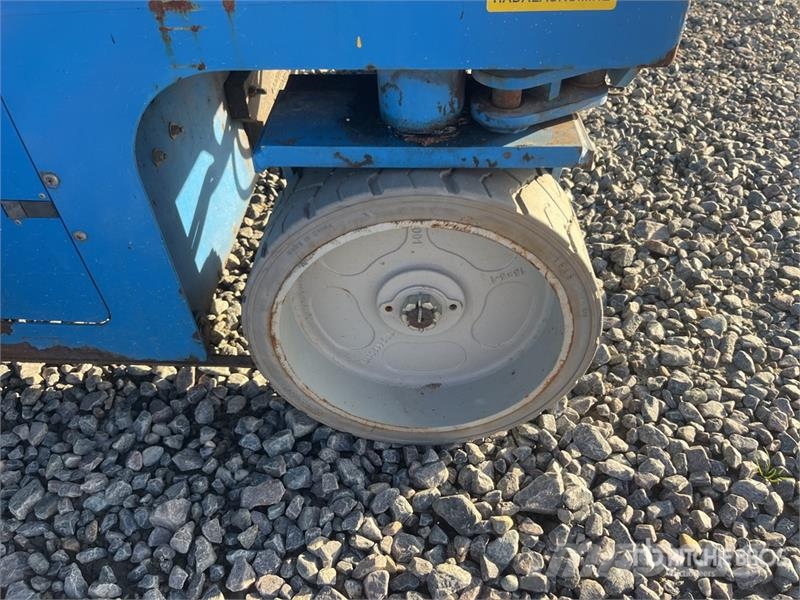 Genie GS-4047 Škarjaste dvižne ploščadi