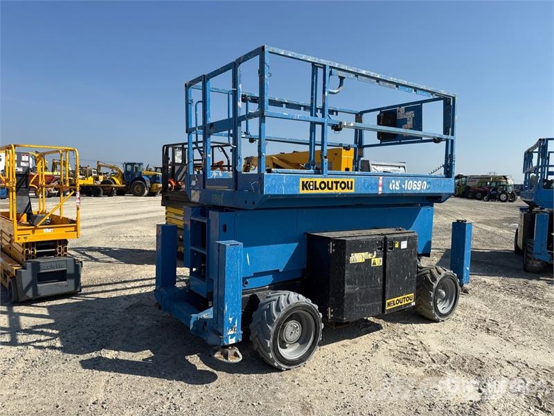 Genie GS-4069DC Electric Scissor Lift Škarjaste dvižne ploščadi