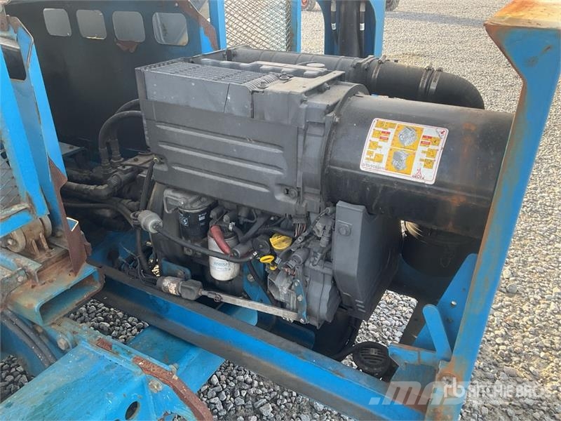 Genie GS-4390 4x4 Diesel Scissor Lift Elevadores de tesoura
