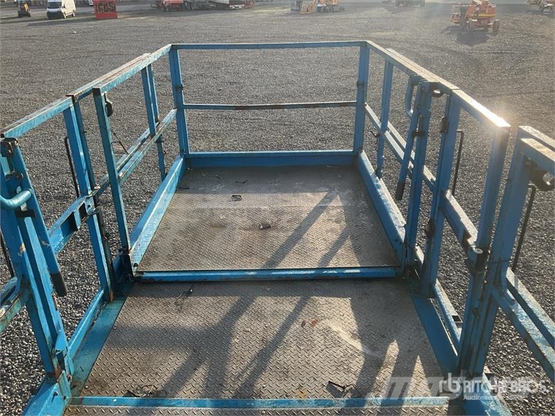 Genie GS-4390 4x4 Diesel Scissor Lift Elevadores de tesoura
