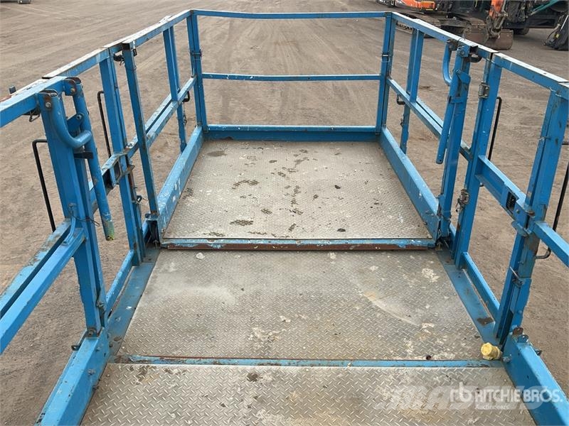 Genie GS-5390 Scissor lifts
