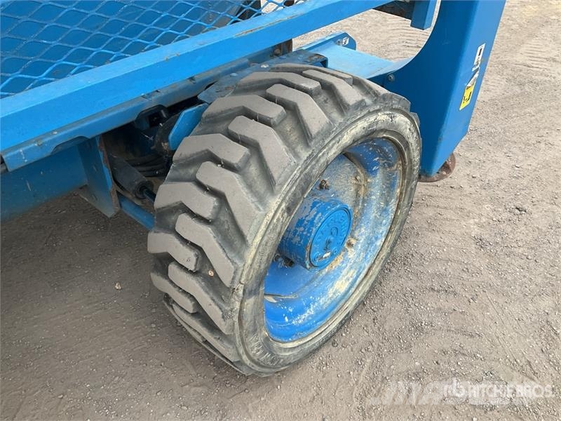 Genie GS-5390 Scissor lifts