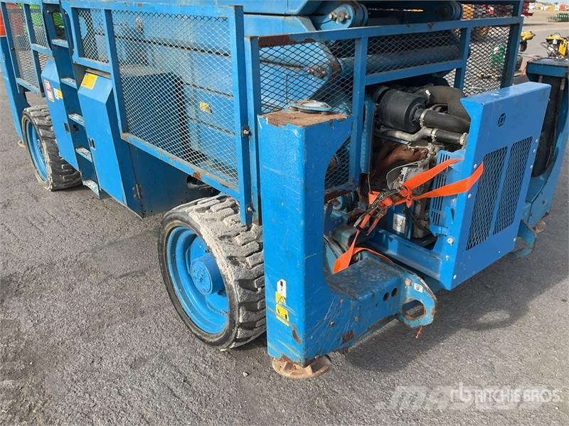 Genie GS-5390 Diesel Scissor Lift (Inoperable) Ollós emelők