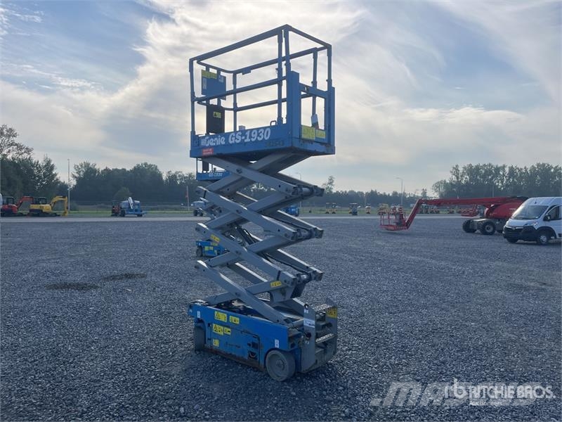 Genie GS1930 Electric Scissor Lift 剪叉式升降机