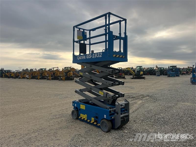 Genie GS1932 Electric Scissor Lift Scissor lifts