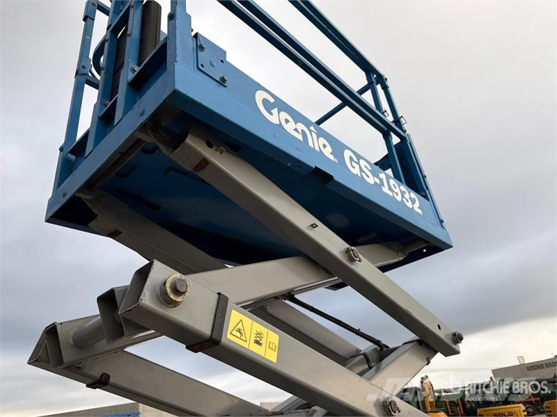 Genie GS1932 Scissor Lift Scissor lifts
