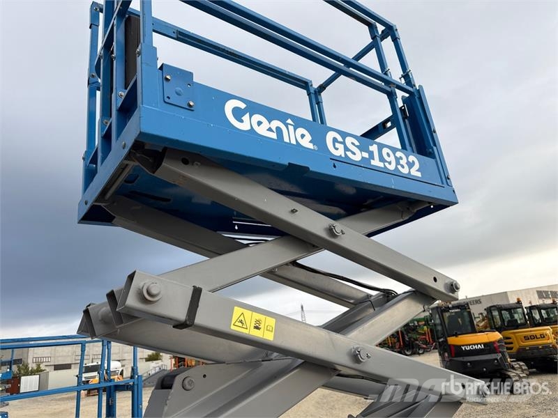 Genie GS1932 Scissor Lift Scissor lifts