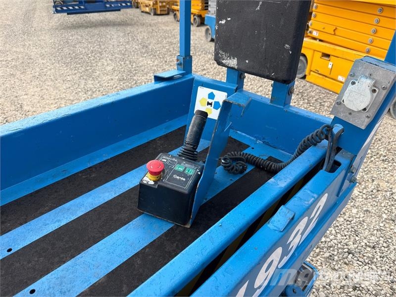 Genie GS1932 Scissor Lift Scissor lifts