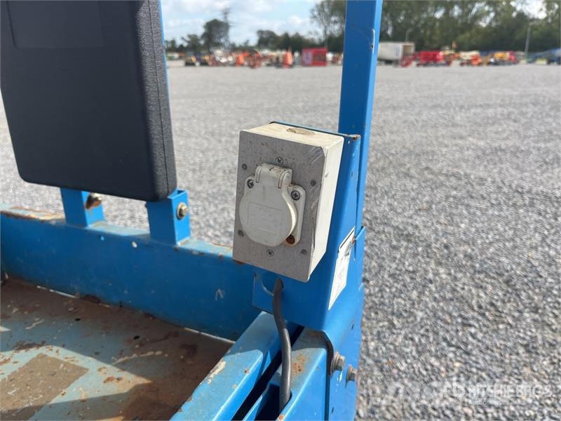 Genie GS2032 Electric Scissor Lift (Inoperable) Nůžková zvedací plošina