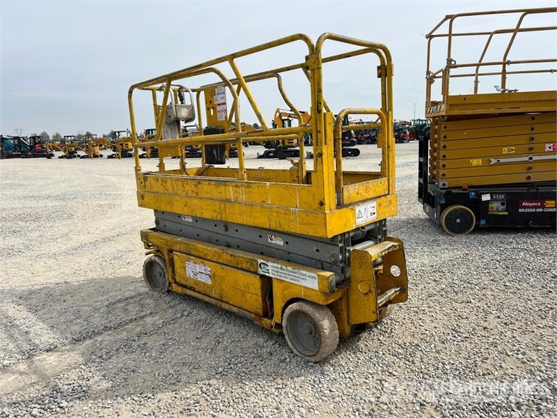 Genie GS2032 Electric Scissor Lift Ollós emelők