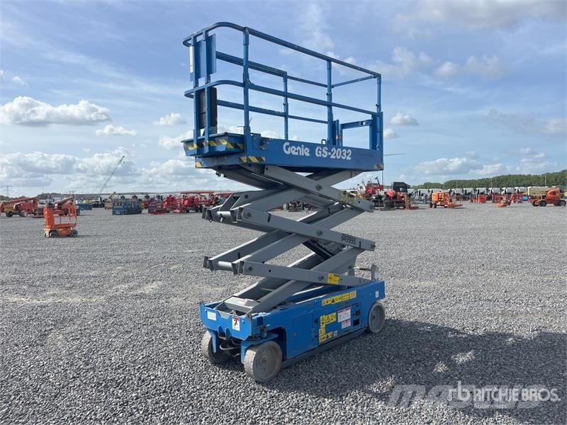 Genie GS2032 Electric Scissor Lift Nůžková zvedací plošina