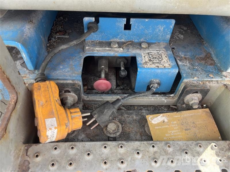 Genie GS2032 Electric Scissor Lift Šķerveida pacēlāji