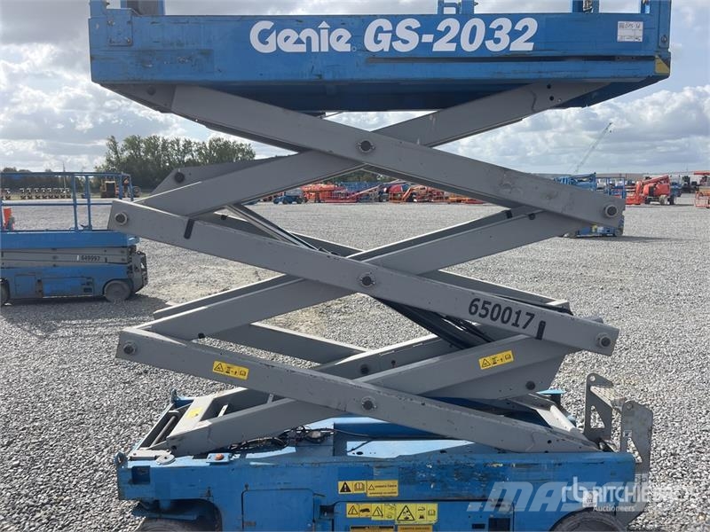 Genie GS2032 Electric Scissor Lift Šķerveida pacēlāji