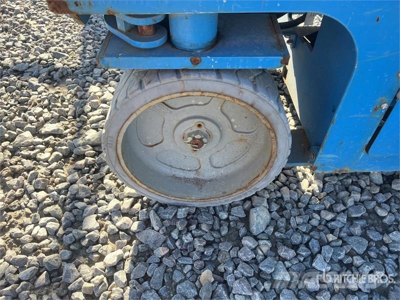 Genie GS2632 Electric Scissor Lift Piattaforme a pantografo
