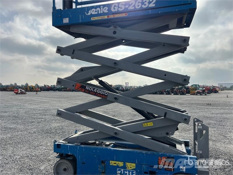 Genie GS2632 Electric Scissor Lift Ножични работни платформи