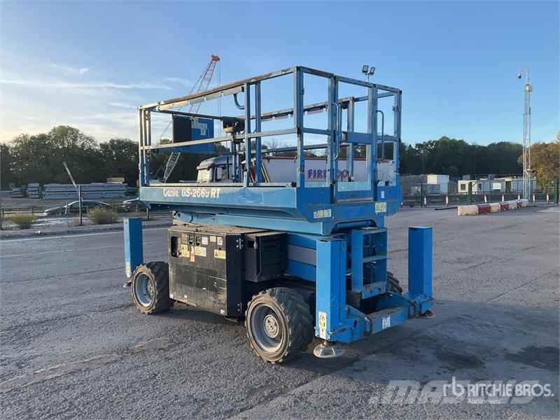 Genie GS2669 RT 4x4 Diesel Scissor Lift Ollós emelők