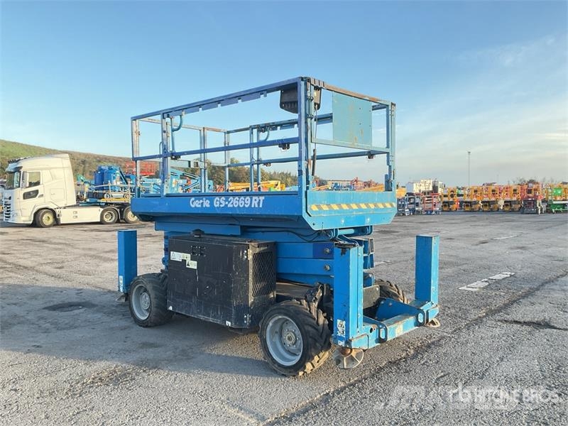 Genie GS2669 RT 4x4 Diesel Scissor Lift Ollós emelők