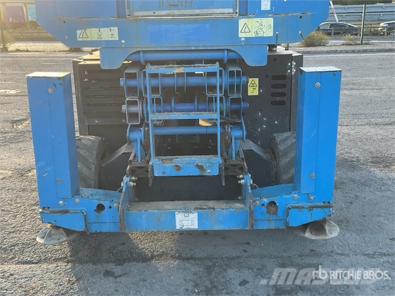 Genie GS2669 RT 4x4 Diesel Scissor Lift Ollós emelők